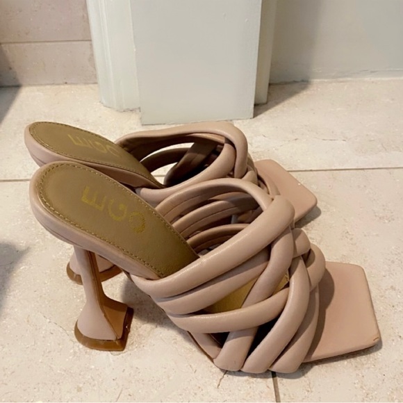 Cute heels - Picture 3 of 3